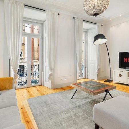 Whome Luxury Stay In Prime Location W/ Ac, Lift & Private Patio Lissabon Exterior foto
