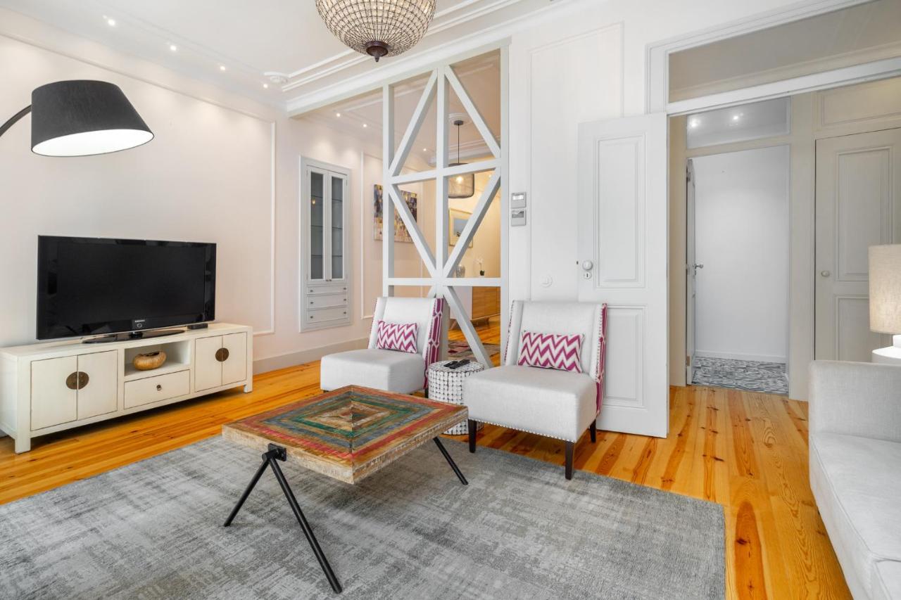 Whome Luxury Stay In Prime Location W/ Ac, Lift & Private Patio Lissabon Exterior foto